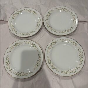 Ekco Vintage China Bread Plates Set of 4 - ‘Spring Meadow’ Pattern
